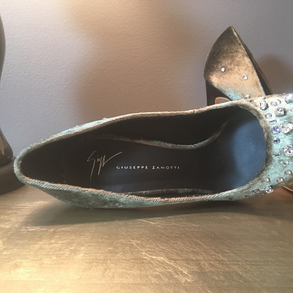 Giuseppe ZANOTTI Jewelled Stiletto Pumps NIB! 8.5 $825 VIDEO! Verdiana Bisonte - Picture 14 of 16